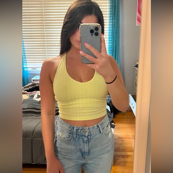 Hollister Yellow Halter Top - Picture 1 of 3